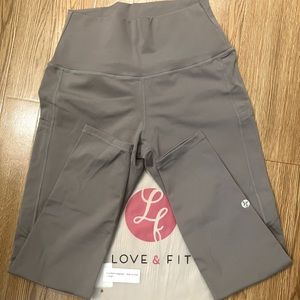 Love & Fit Postpartum Active Capris